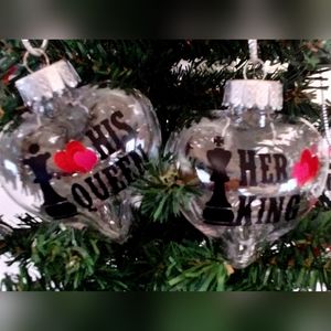 Set of 2, 2in, Valentine's Day refillable ornaments